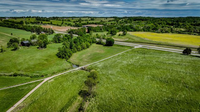 4465 US-150, Stanford, KY 40484