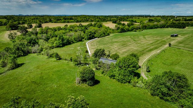 4465 US-150, Stanford, KY 40484