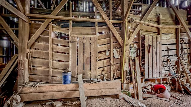 4465 US-150, Stanford, KY 40484