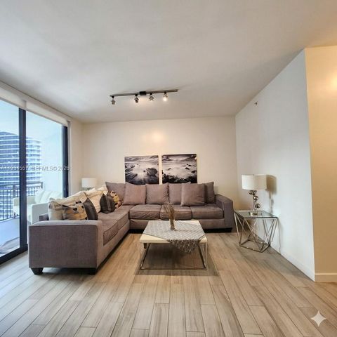 999 SW 1st Ave 2201, Miami, FL 33130