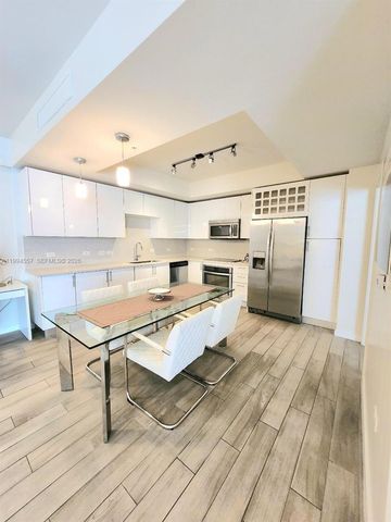 999 SW 1st Ave 2201, Miami, FL 33130