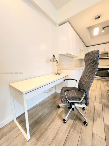 999 SW 1st Ave 2201, Miami, FL 33130