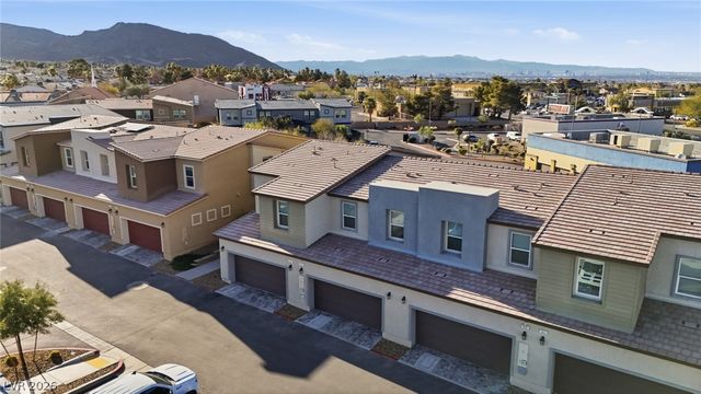 554 Foothill Cove Lane, Henderson, NV 89002