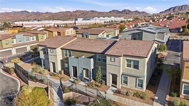 554 Foothill Cove Lane, Henderson, NV 89002