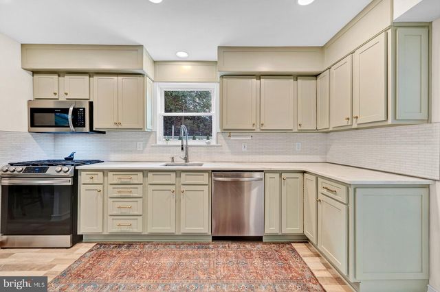 505 BUXTON RD, Toms River, NJ 08755