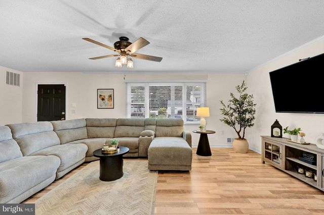 505 BUXTON RD, Toms River, NJ 08755