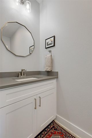 21013 Nimitz Ave, Lago Vista, TX 78645