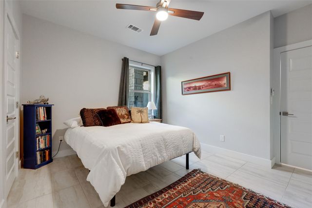 21013 Nimitz Ave, Lago Vista, TX 78645