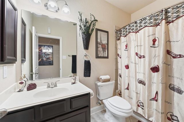 1920 Cedar Ridge Lane, Pearland, TX 77089