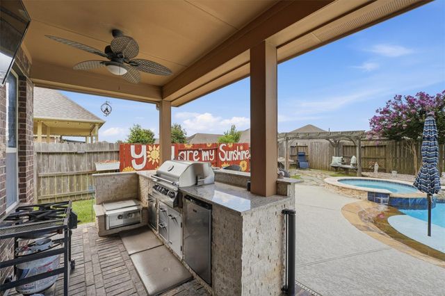 1920 Cedar Ridge Lane, Pearland, TX 77089