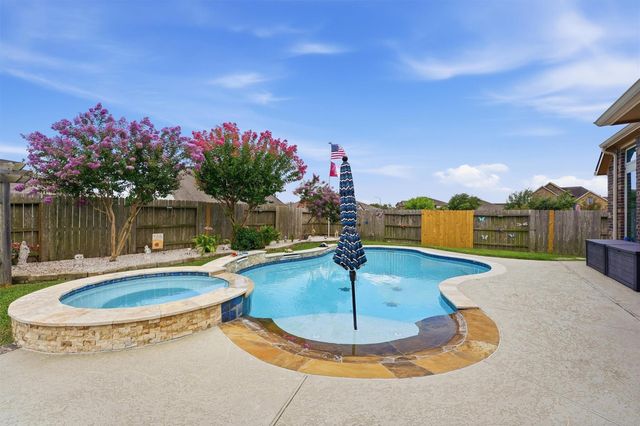 1920 Cedar Ridge Lane, Pearland, TX 77089