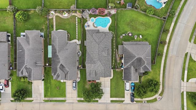 1920 Cedar Ridge Lane, Pearland, TX 77089