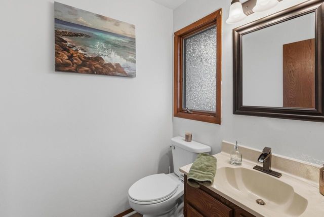 820 E Center Street, Juneau, WI 53039