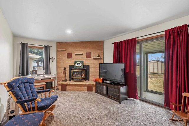 820 E Center Street, Juneau, WI 53039