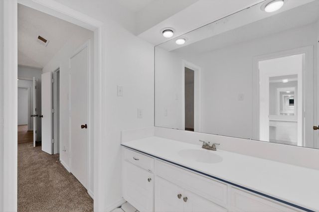 2712 Lincoln Drive, Arlington, TX 76006