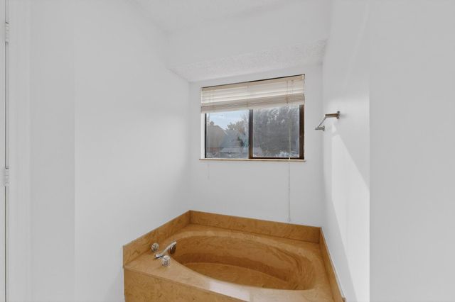 2712 Lincoln Drive, Arlington, TX 76006