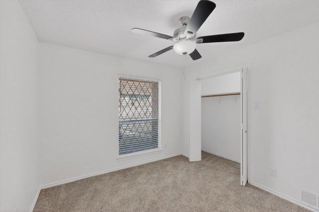 2712 Lincoln Drive, Arlington, TX 76006