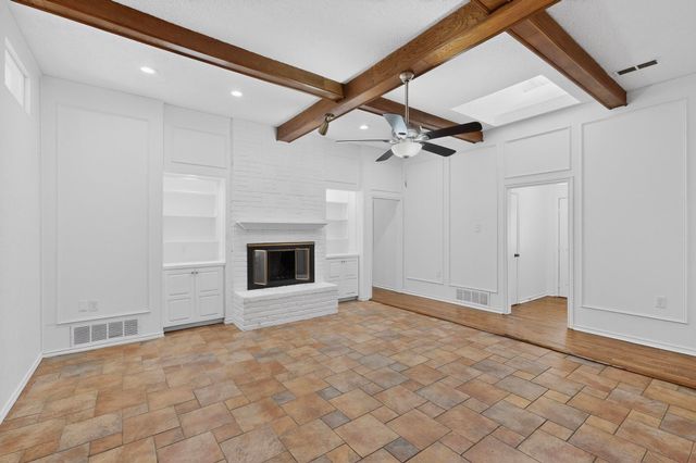 2712 Lincoln Drive, Arlington, TX 76006