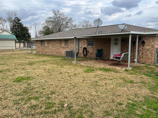 101 Vickie Lane, Shepherd, TX 77371