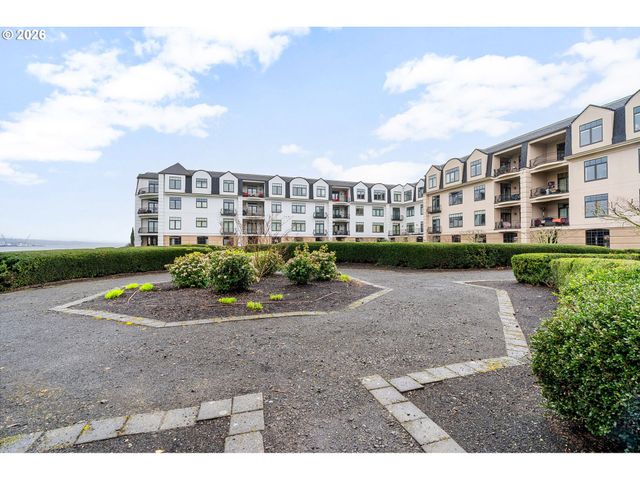 707 N HAYDEN ISLAND Dr 227, Portland, OR 97217