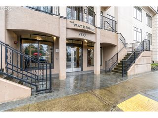 707 N HAYDEN ISLAND Dr 227, Portland, OR 97217
