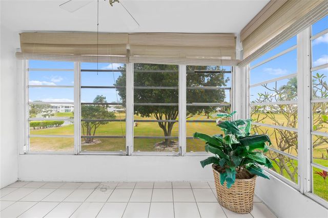 2750 W Golf Boulevard 233, Pompano Beach, FL 33064