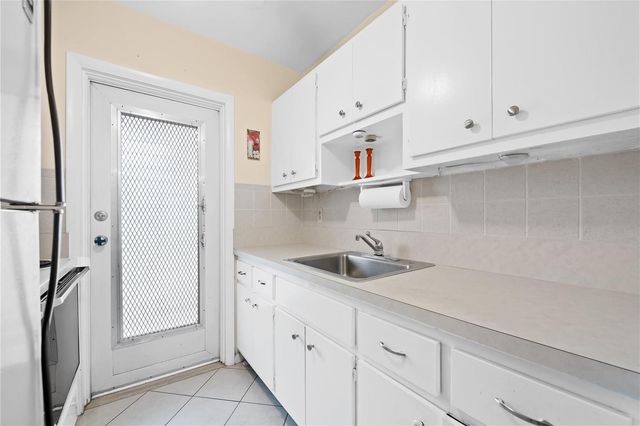 2750 W Golf Boulevard 233, Pompano Beach, FL 33064