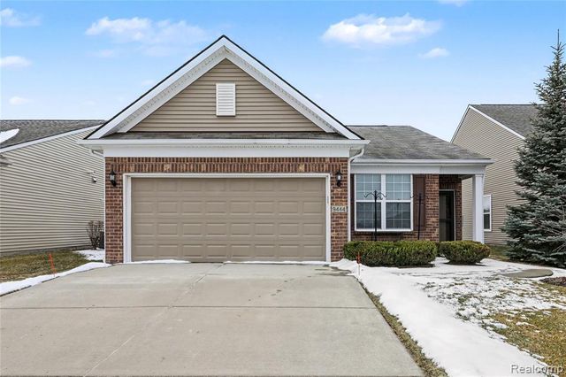 9444 Saint Andrews Drive, Grand Blanc, MI 48439