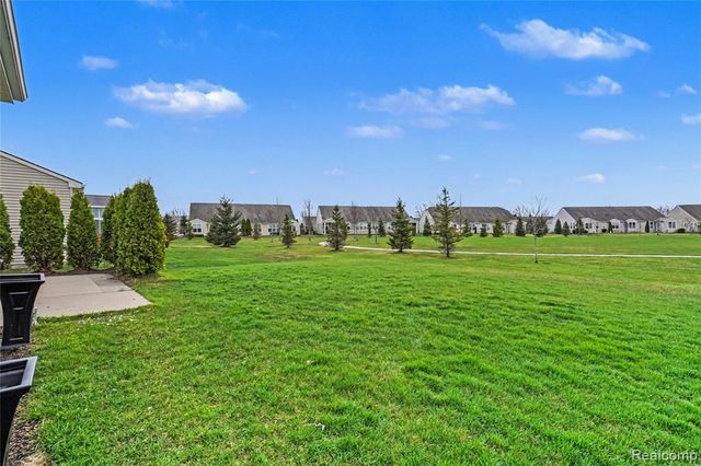 9444 Saint Andrews Drive, Grand Blanc, MI 48439