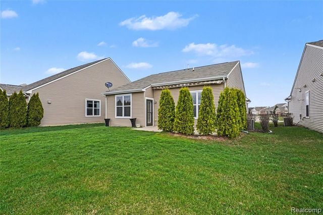 9444 Saint Andrews Drive, Grand Blanc, MI 48439