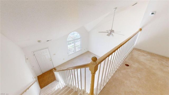 316 S Hill LN, Chesapeake, VA 23322
