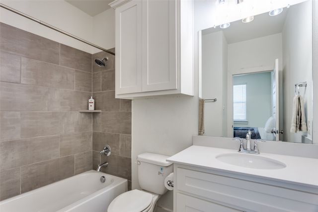 2812 Addison Park Lane, Fort Worth, TX 76110