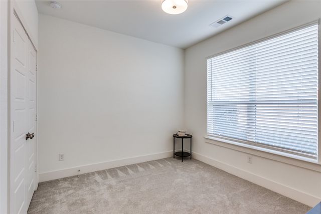 2812 Addison Park Lane, Fort Worth, TX 76110