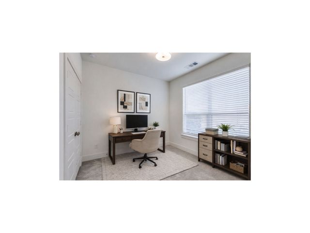 2812 Addison Park Lane, Fort Worth, TX 76110