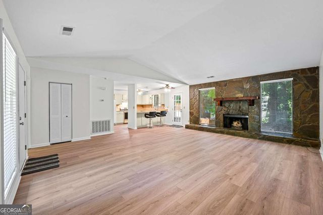 260 Toweridge Drive, Marietta, GA 30064