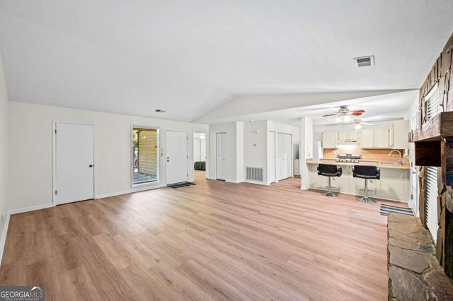 260 Toweridge Drive, Marietta, GA 30064