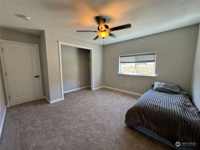 4 Eighme Road, Oroville, WA 98844