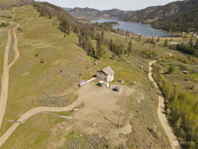 4 Eighme Road, Oroville, WA 98844