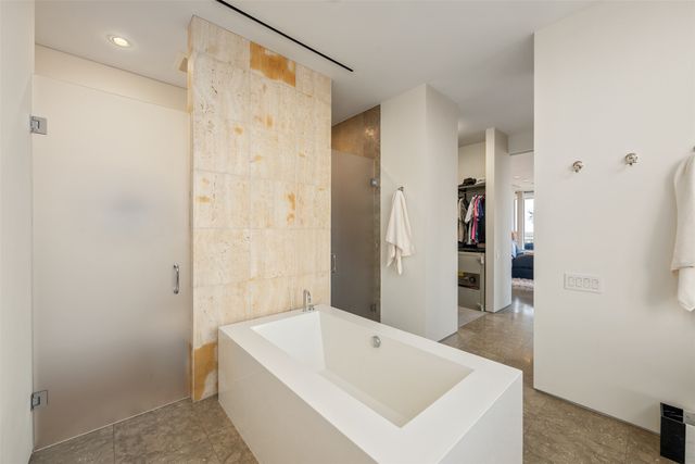 1717 Arts Plaza 2202, Dallas, TX 75201