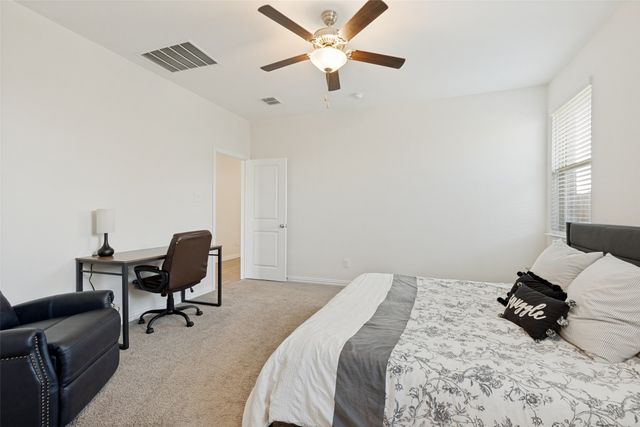 1136 Cropout Way, Fort Worth, TX 76052