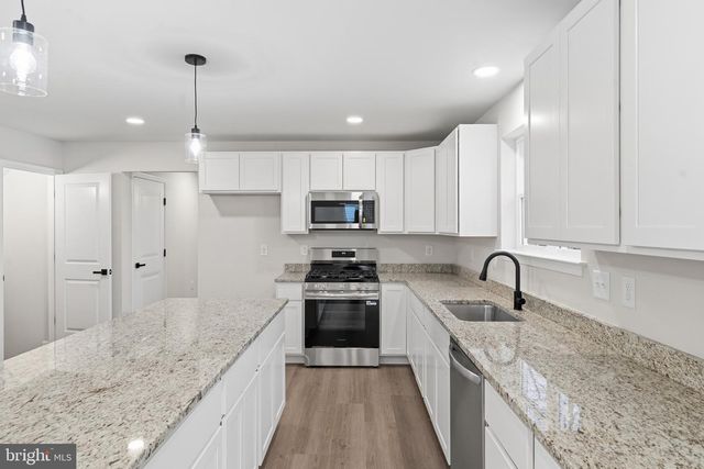 23 MCMICHAEL AVE, Somerdale, NJ 08083