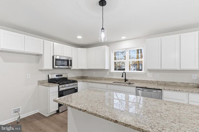 23 MCMICHAEL AVE, Somerdale, NJ 08083