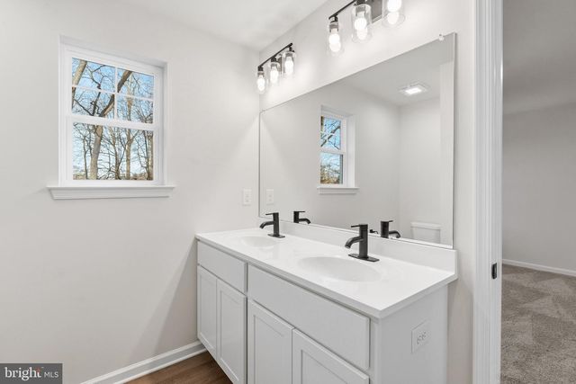 23 MCMICHAEL AVE, Somerdale, NJ 08083