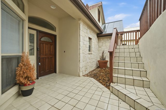 204 Tapatio Dr. W, Boerne, TX 78006