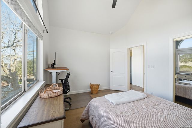 204 Tapatio Dr. W, Boerne, TX 78006