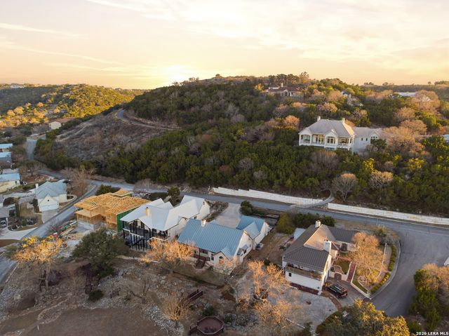 204 Tapatio Dr. W, Boerne, TX 78006