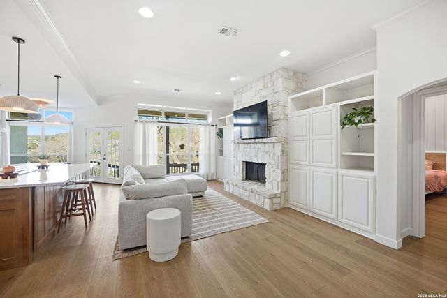 204 Tapatio Dr. W, Boerne, TX 78006