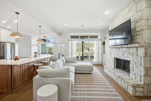 204 Tapatio Dr. W, Boerne, TX 78006
