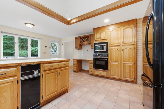 6 Bruce Road, Danvers, MA 01923