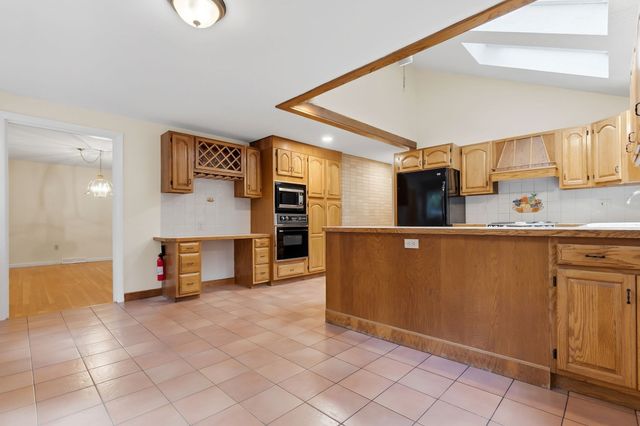 6 Bruce Road, Danvers, MA 01923